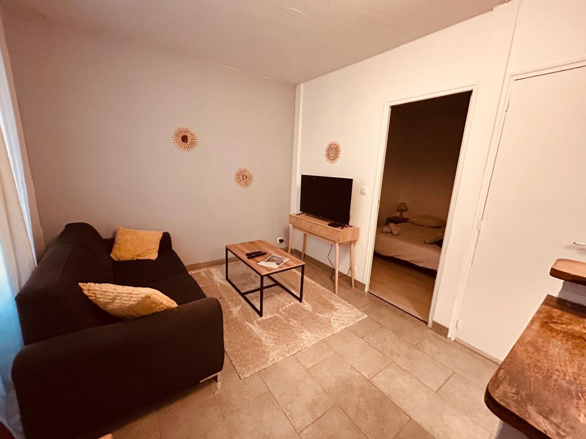 Albuconis 2 Appartement 1 Chambre Обюсон Екстер'єр фото